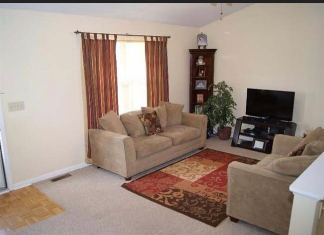 Photo - 2601 Flintwood Ct