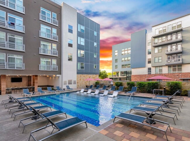 Building Photo - MAA South Lamar Rental