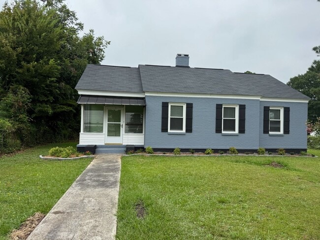 Charming Updated 2br/2ba Home in a Great L... - Charming Updated 2br/2ba Home in a Great L...