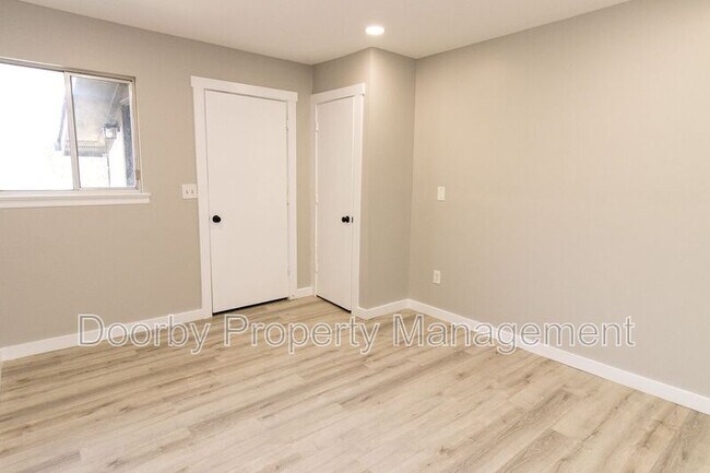 Photo - 903 Forest Dale Ln Unidad A