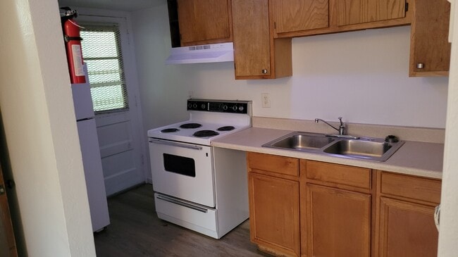 Photo - Torrey Hill Apartments