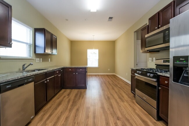 Photo - 8 Misty Lea Dr