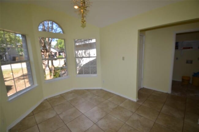 Photo - 4729 Castleman Dr