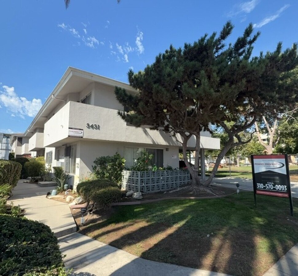 Photo - 3431 Vinton Ave
