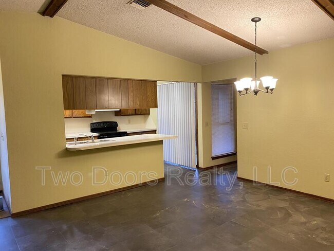 Photo - 2826 SE 55th St