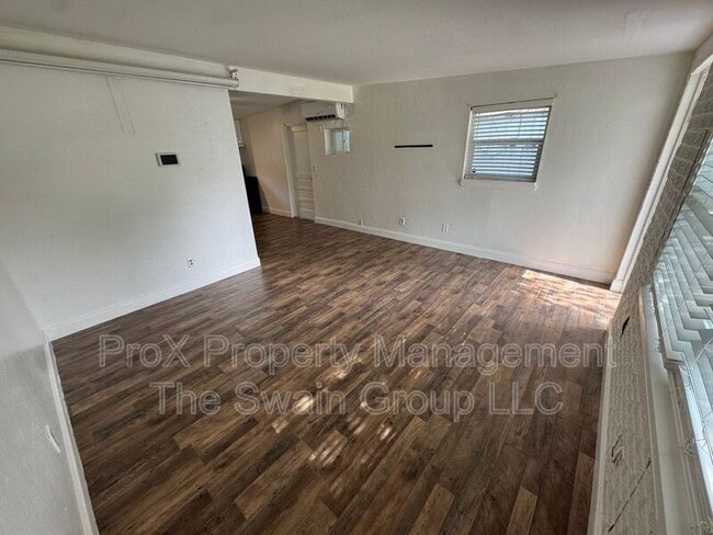 Photo - 1246 31st St NW
