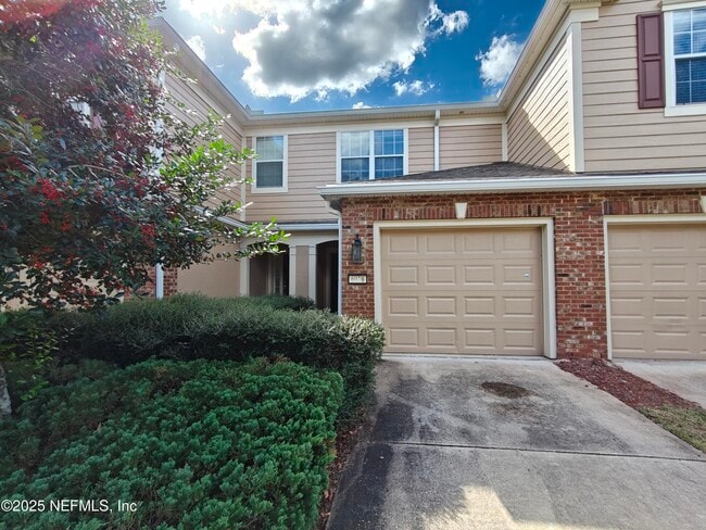 Photo - 6918 Roundleaf Dr