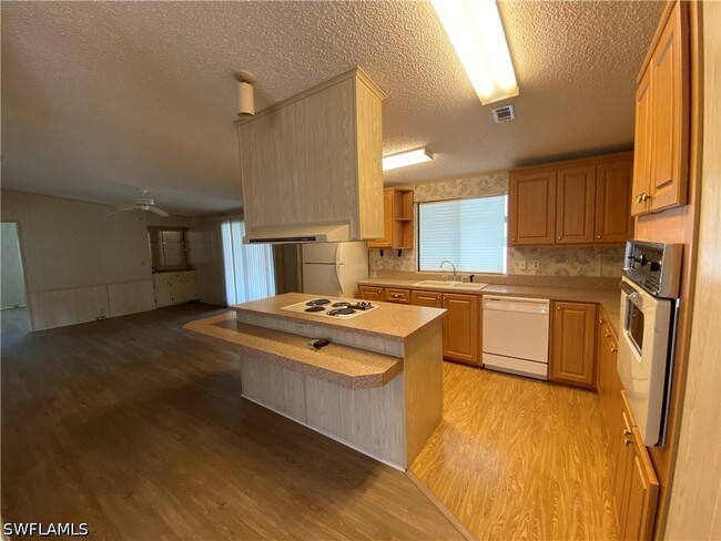 26380 New Orleans Dr