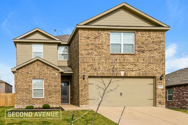 Photo - 2100 Jeanine Dr House