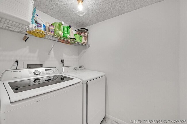 Photo - 117 Gardens Dr Unit 204