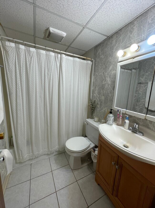 Photo - 242 Shawmut Ave Unidad 2