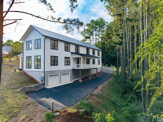 Photo - 199 Ridgeview Dr