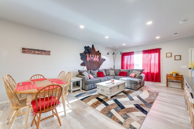 Photo - 3683 Ronald Reagan Ave Unit SI FL1-ID1596275P