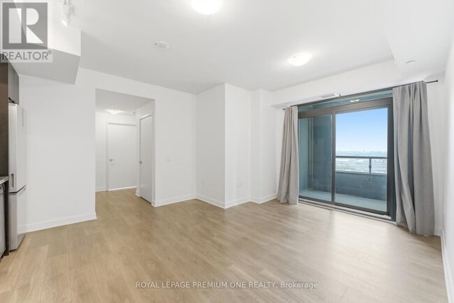 Photo - 2920 Hwy 7 Unit 2404