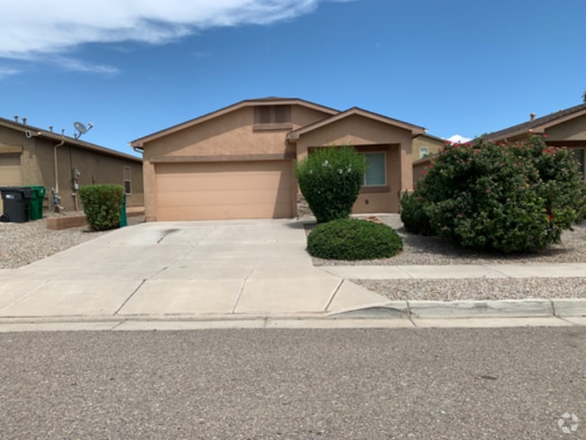 Building Photo - 4012 Desert Pinon Dr NE Rental