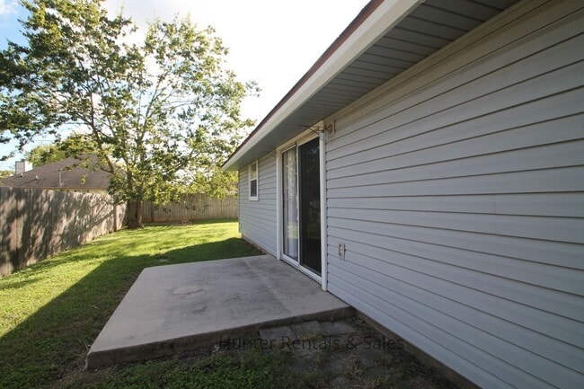 Photo - Willowsprings Two Bedroom Cutie!