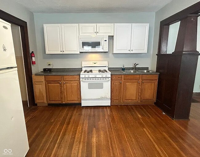Photo - 322 N Oakland Ave