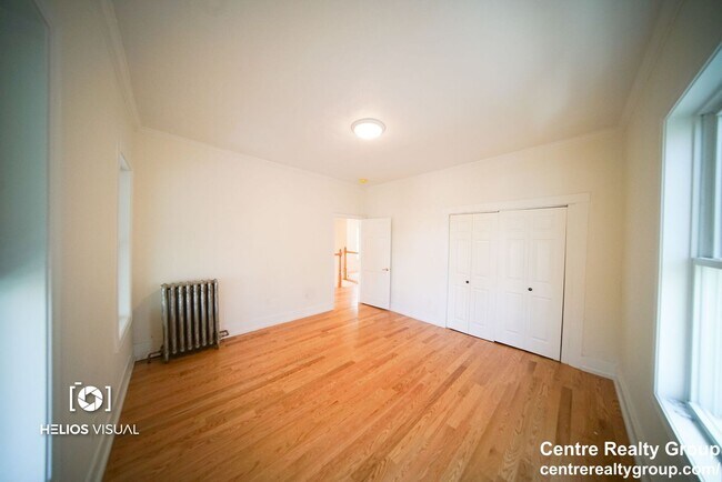 Photo - 2500 Sq Ft. Massive Luxury Apt in Davis Sq...