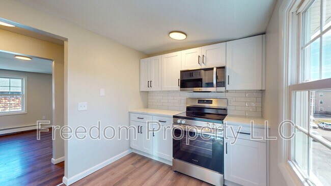 Photo - 12 Liberty St