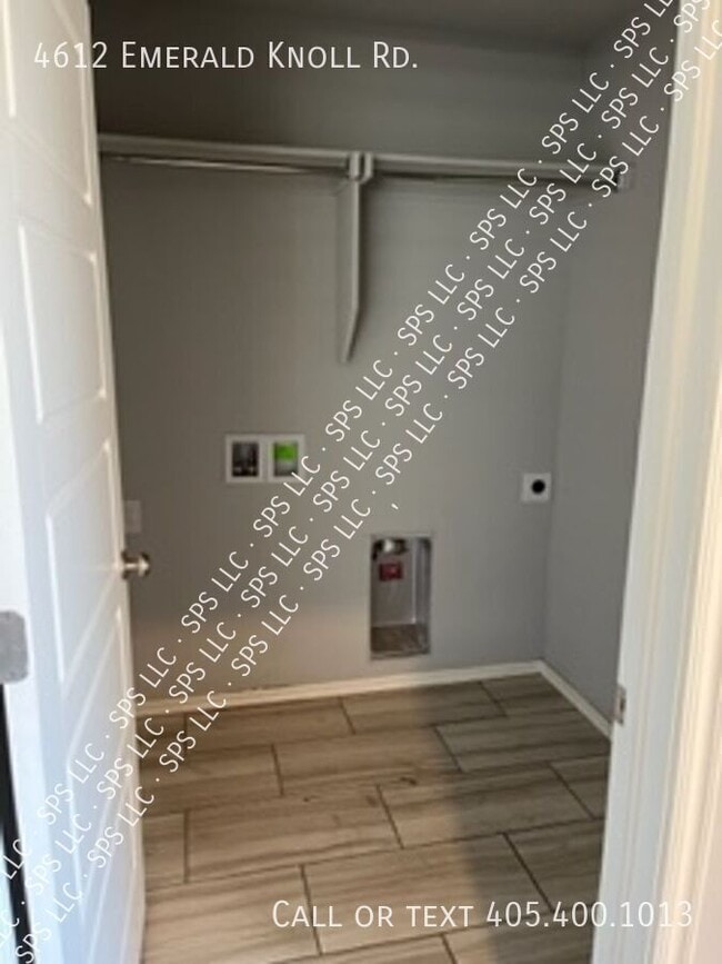 Photo - 4612 Emerald Knoll Rd