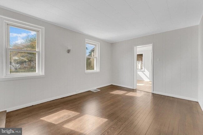 Building Photo - 217 Pennsylvania Rd Rental