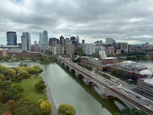 Photo - 8 Museum Way Unidad 2406