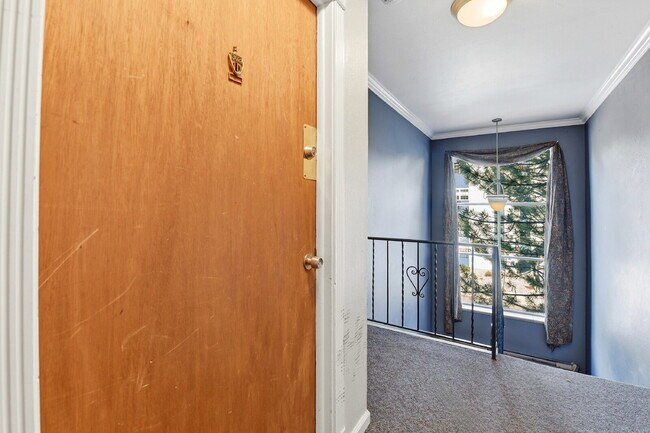 Photo - $1,420.95 with $300 off the first month's rent, 1 Beds - 1 Bath, Condo in Denver with Onsite Laun... Unidad 302