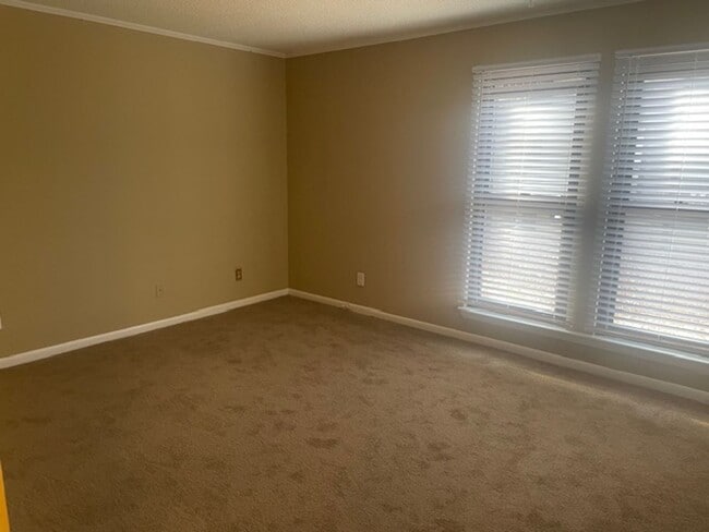 Photo - Perfectly located condo in Winston-Salem