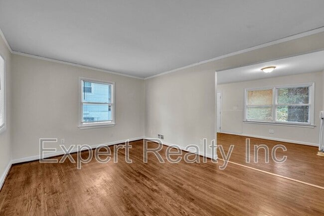 Photo - 7428 Paris Ave