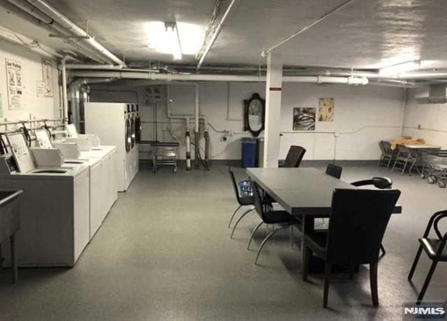 Photo - 275 Hoym St Unit 3A