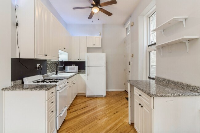 Photo - 1416 W Huron St