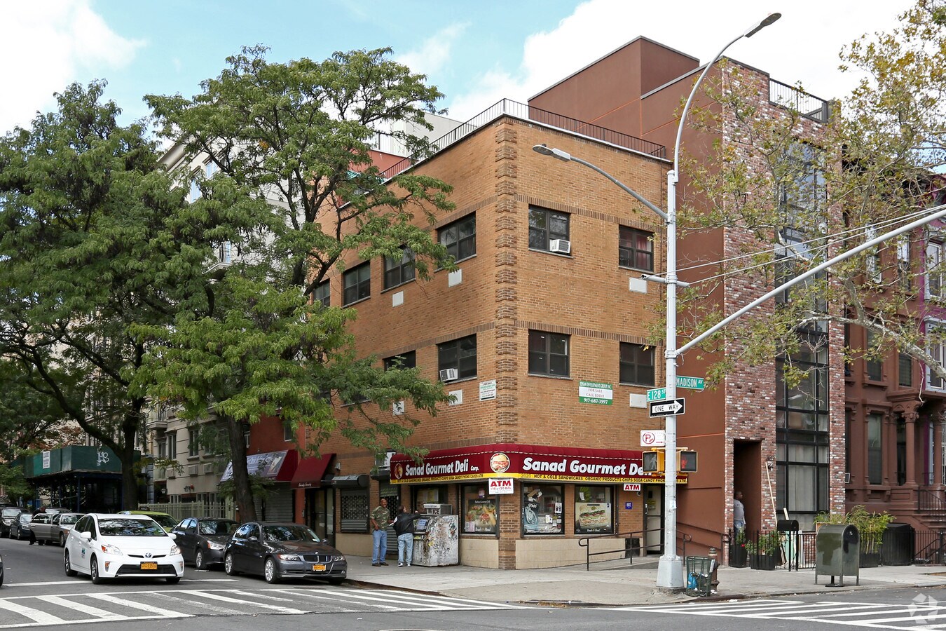 Photo - 2020 Madison Ave