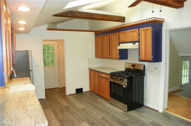 Photo - 1310 Wall Rd