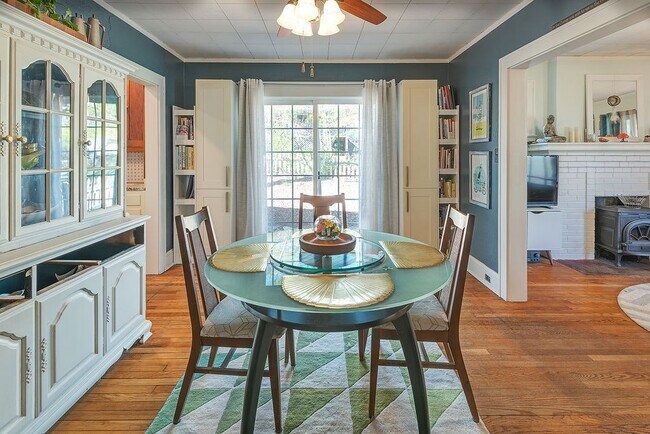 Photo - 392 Sulphur Springs Rd