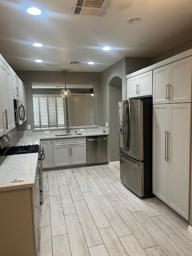 Photo - 10211 Maggira Pl