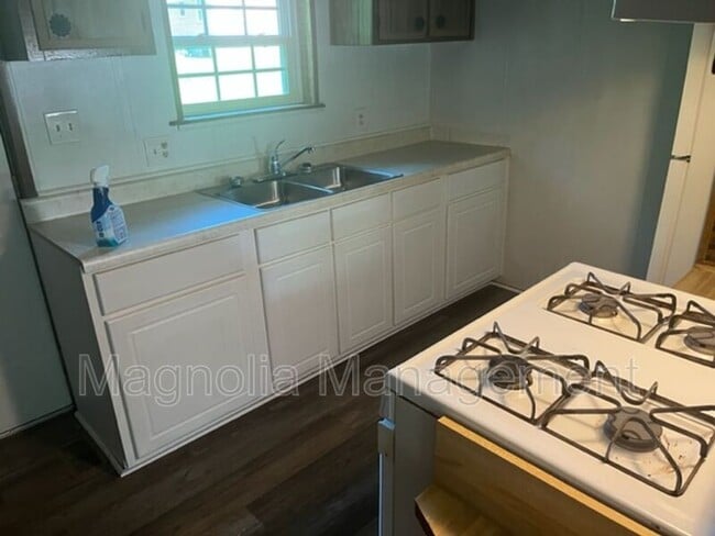 Photo - 116 Wester Ave