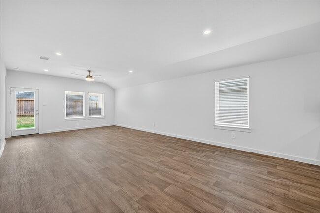 Building Photo - 1703 Stelvio Pass