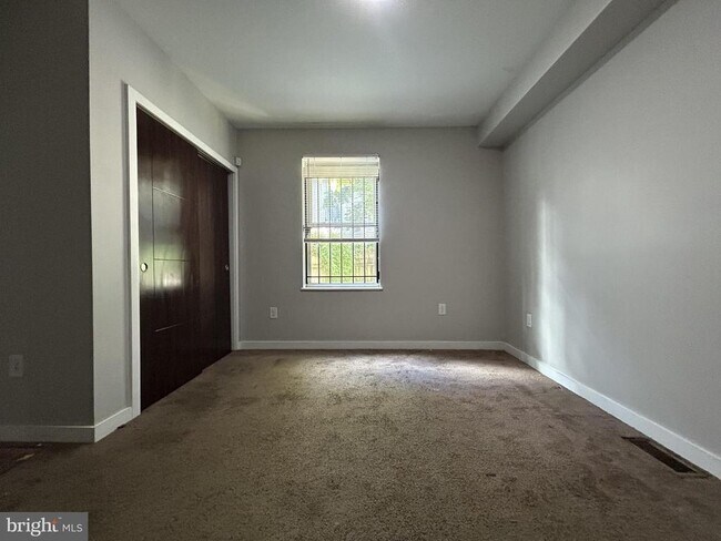 Photo - 1704 N 18th St Unit 1
