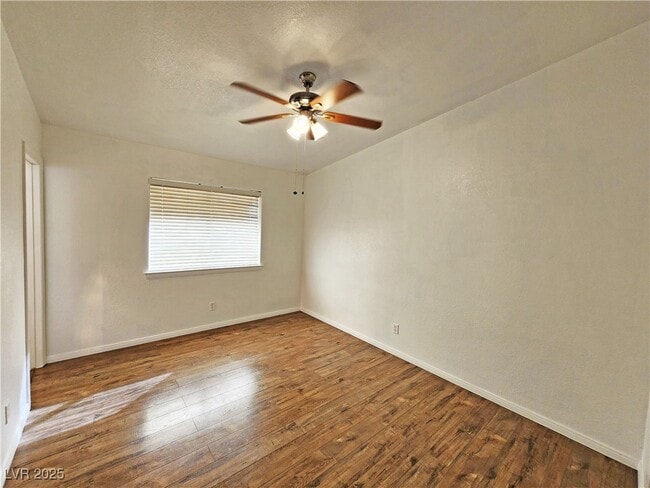 Photo - 2341 Yakima Ave