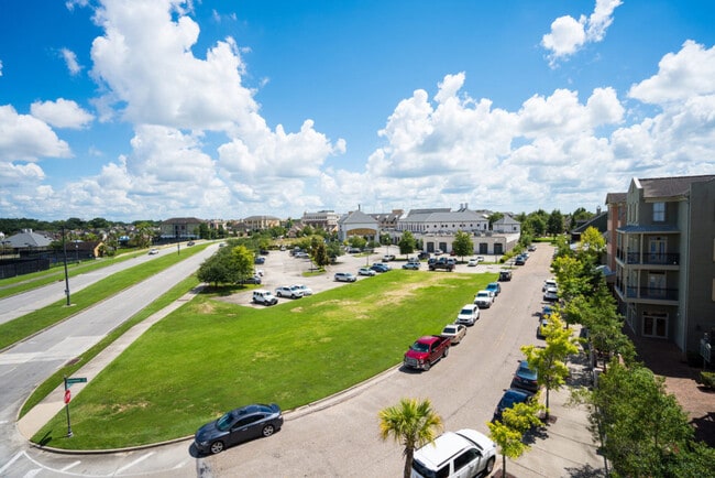 The Crescent at River Ranch