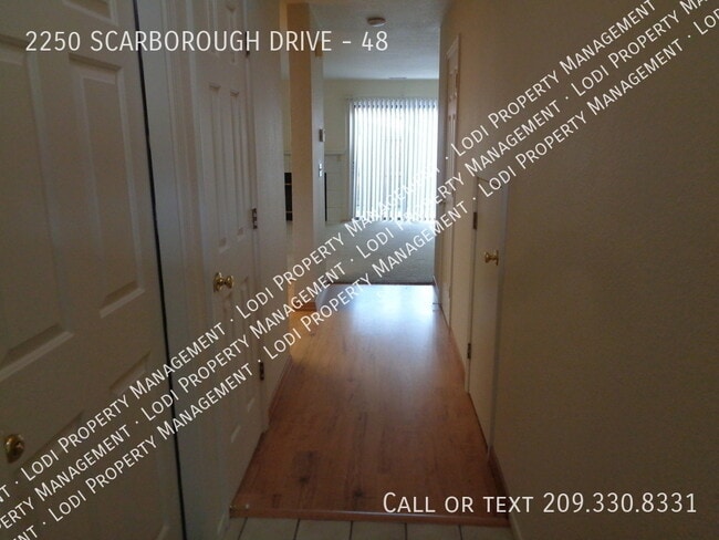 Photo - 2250 Scarborough Dr