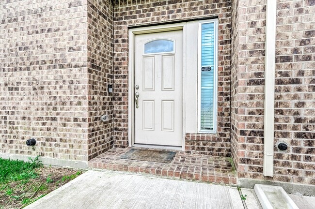 Photo - 532 N 6th St