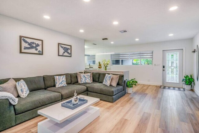 834 SW 14th Ct Unit SI FL1-ID1475651P