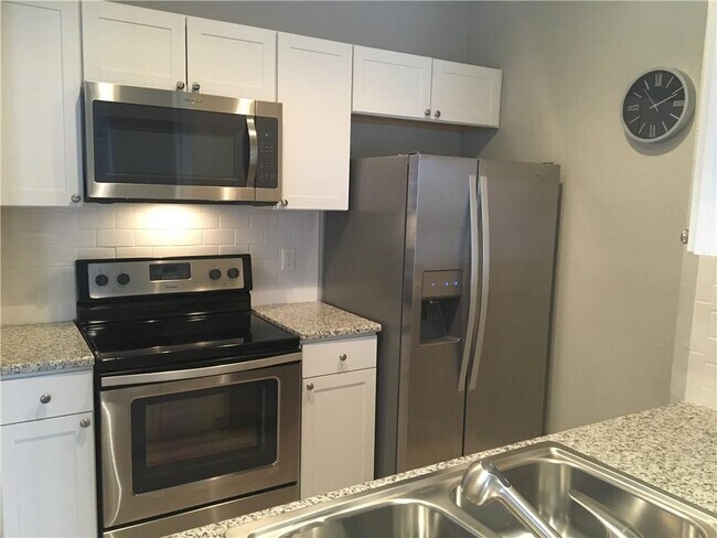 Photo - 2804 Rio Grande St Unit 207