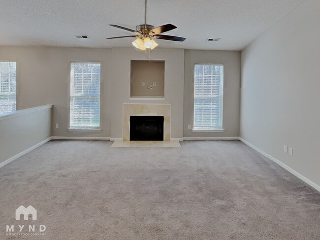 Photo - 7940 Travers Run Dr