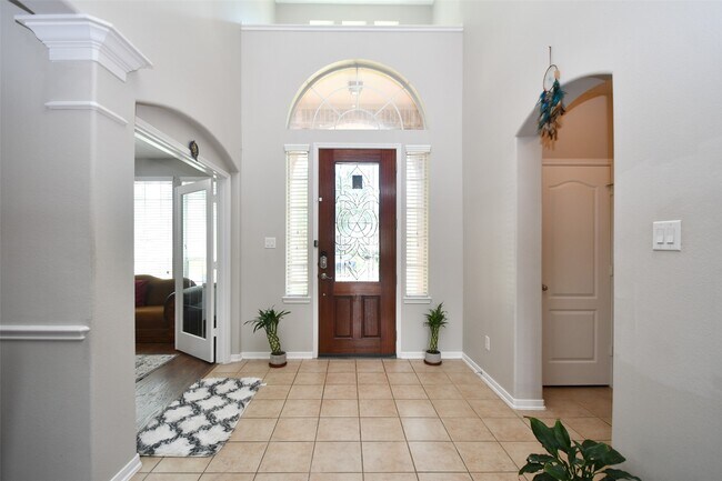 Photo - 6027 Opal Crest Ln