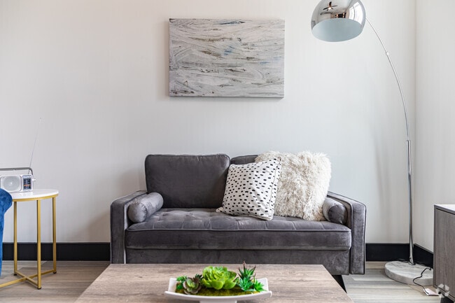 Photo - The Riviera on Semmes