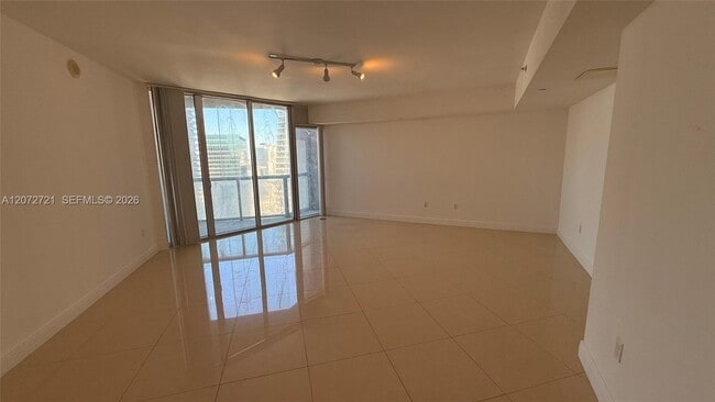 Photo - 475 Brickell Ave Unidad 4408