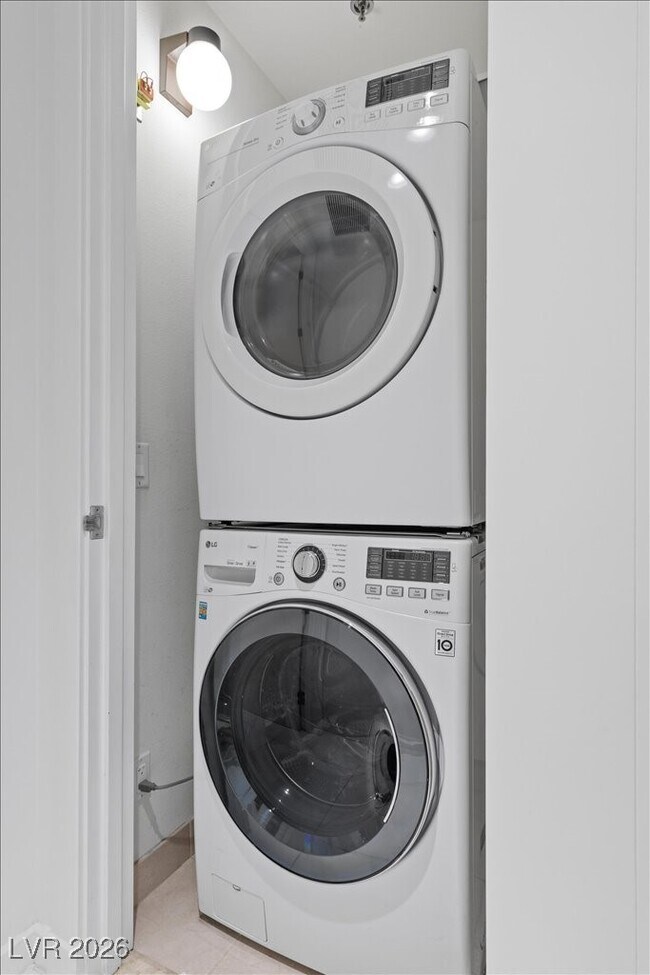 Photo - 4525 Dean Martin Dr Unit 1609