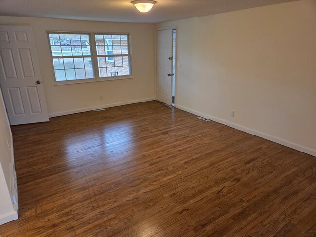 Photo - 988 Delwood Rd Unidad 3